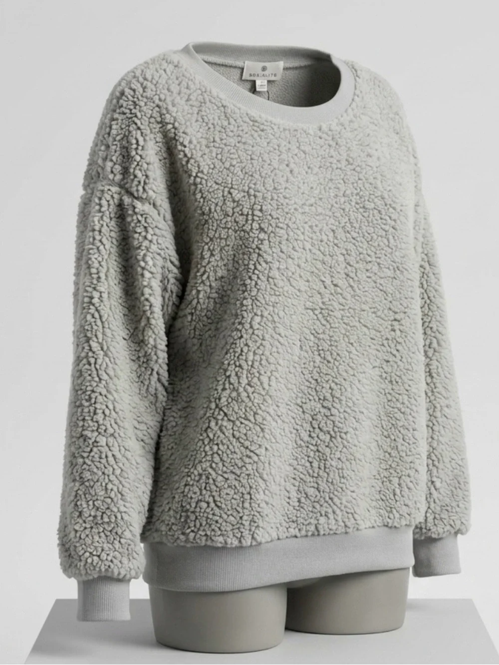 Socialite NWOT High Pile Fleece Sweatshirt Size Large